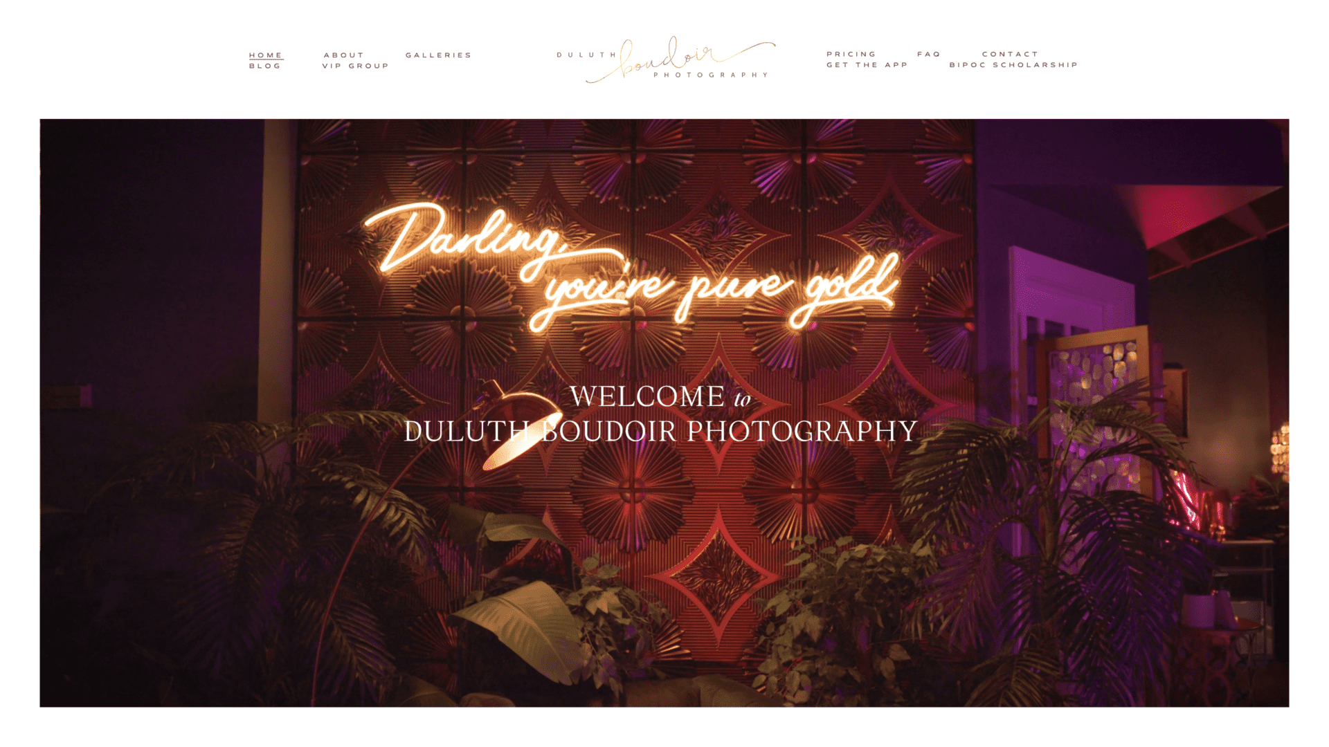 A screenshot of the duluth boudoir photography homepage